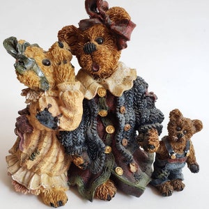 Boyds Bears and Friends, Bearstone Collection,  Louella & Heda….The Secret, Vintage Item, Teddy Bear Collectible Figurines
