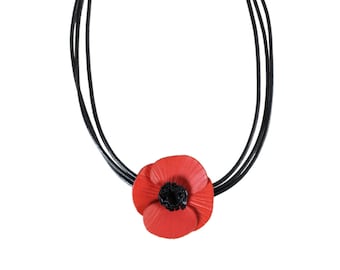 Poppy flower necklace in cowhide leather on 3 leather cords