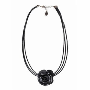 Rose flower necklace in genuine leather and leather cords
