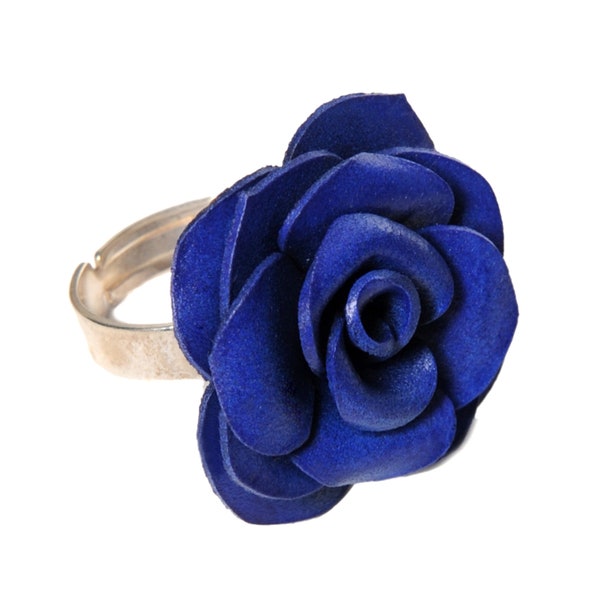 Bague réglable rose fleur en cuir pleine fleur de vachette