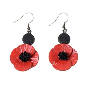 Hanging earrings poppy flower cowhide flower image 2