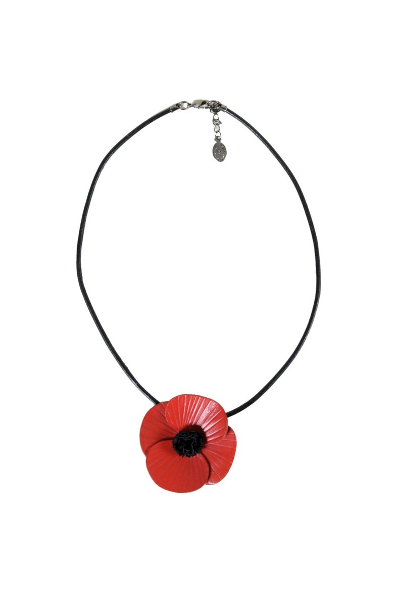 Poppy flower pendant in full grain cowhide leather and leather cord image 1