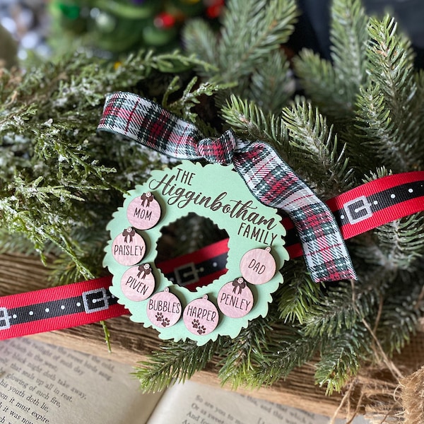 Family Wreath Christmas Ornament, Personalized Ornament With Names, Christmas Tree Ornament, Family Names Ornament, Personalized Christmas