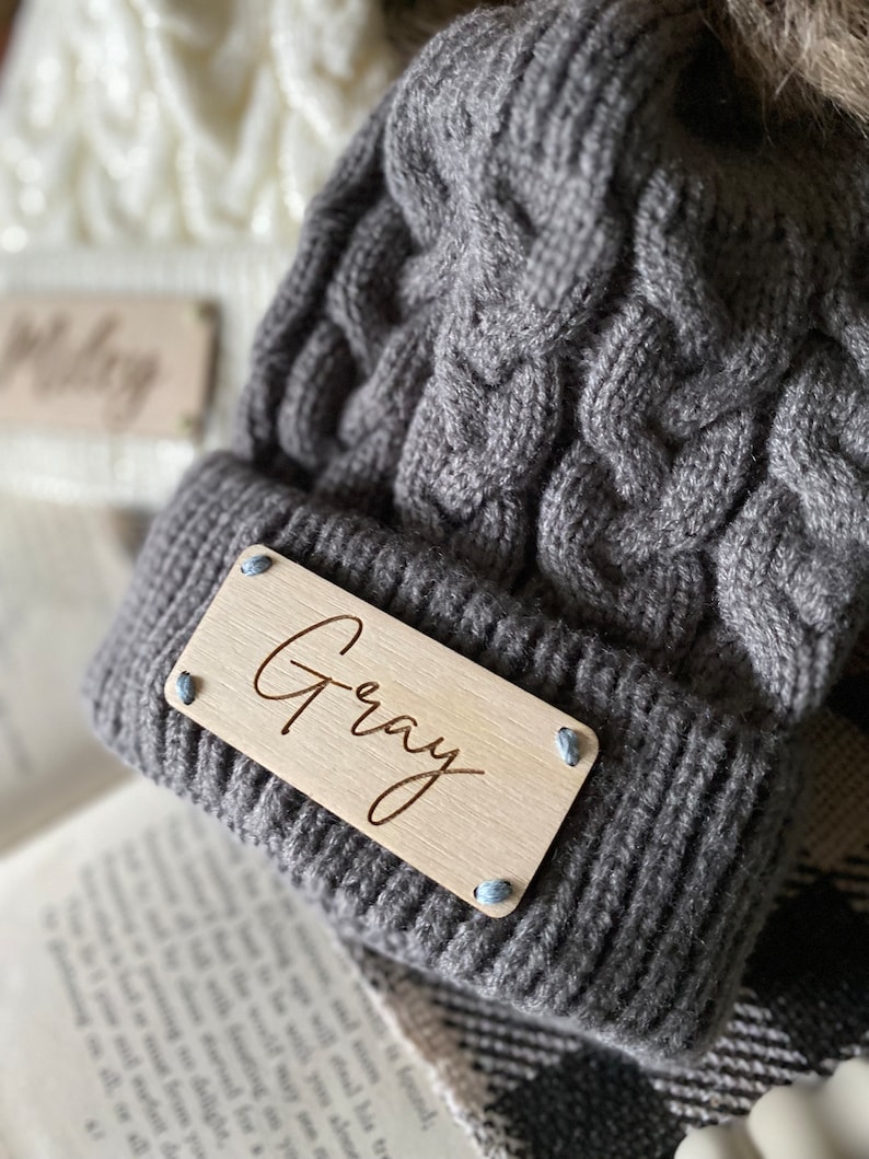 Newborn Baby Beanie, Personalized Newborn Beanie, Beanie with Engraved Patch, Newborn Photo Prop Hat, Name Beanie for Newborn image 4