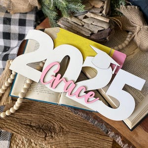 2025 Grad Sign, Graduation Gifts For Her Grad Name Sign 2025 2026 Graduation Decorations Custom Kid Name Sign For Graduation Gift For Him