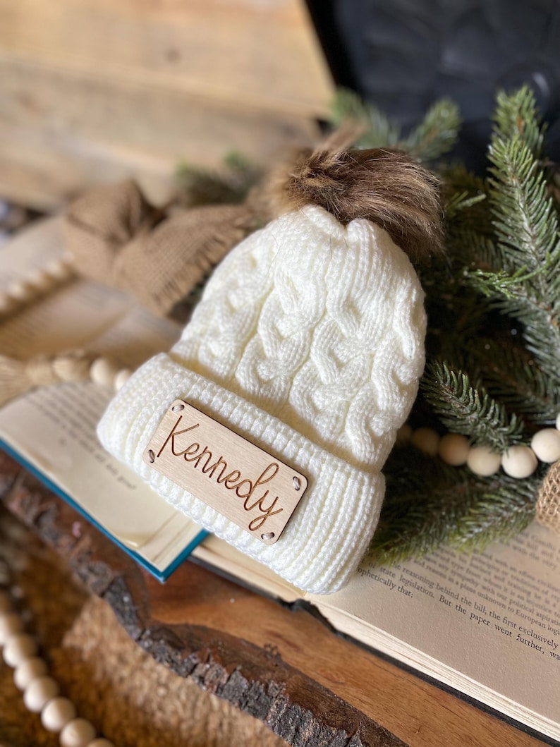 Newborn Baby Beanie, Personalized Newborn Beanie, Beanie with Engraved Patch, Newborn Photo Prop Hat, Name Beanie for Newborn image 3