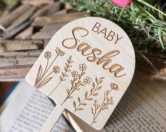 Adorno para pastel de flores silvestres, adorno para pastel de bebé en flor, adorno para pastel con nombre de bebé, letrero con nombre de bebé, adorno para pastel de baby shower