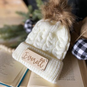 Newborn Baby Beanie, Personalized Newborn Beanie, Beanie with Engraved Patch, Newborn Photo Prop Hat, Name Beanie for Newborn image 5