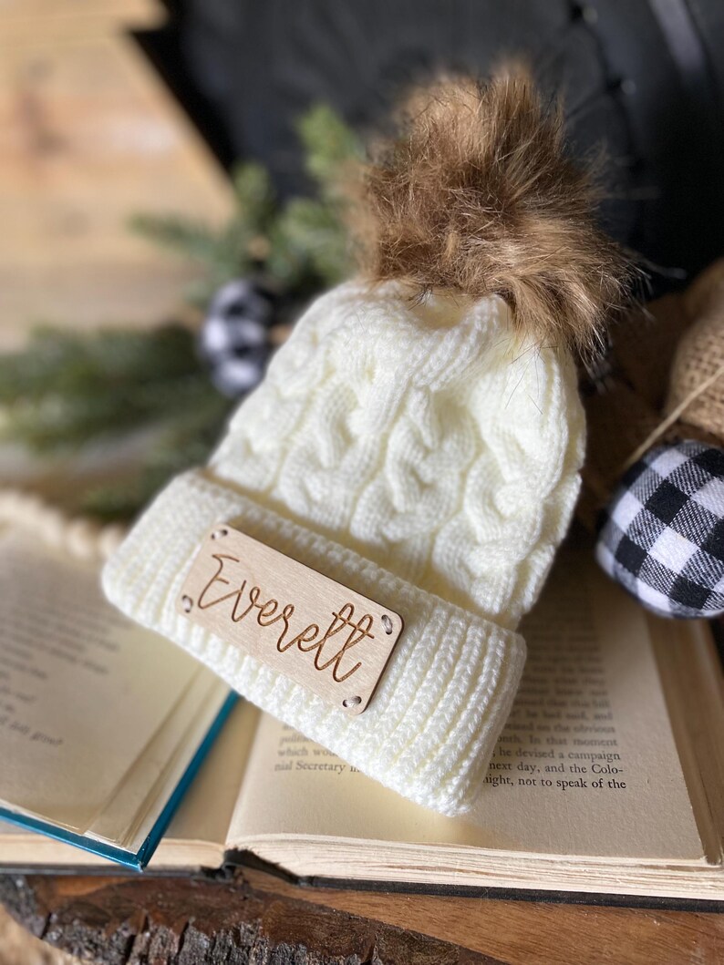 Newborn Baby Beanie, Personalized Newborn Beanie, Beanie with Engraved Patch, Newborn Photo Prop Hat, Name Beanie for Newborn image 5