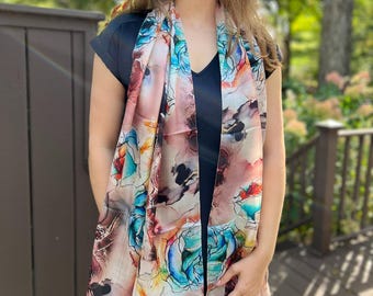 Digitally-Printed Silk Scarf: Lightweight Floral Fashion Accessory