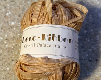 Deco-Ribbon Crystal Palace Yarn Straw Into Gold