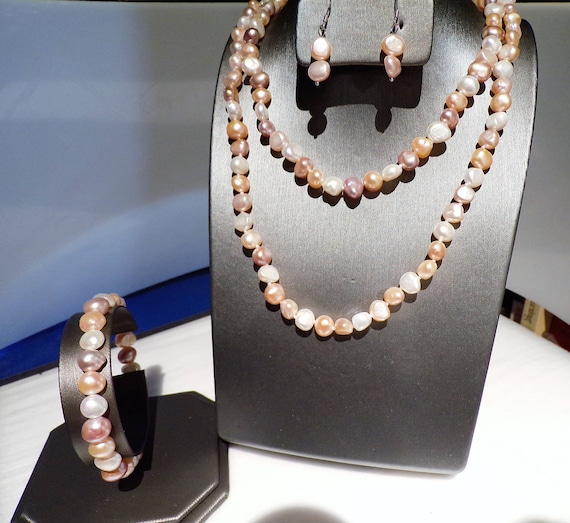 3 feet of Multicolored Freshwater Pearls with matching earrings and bracelet