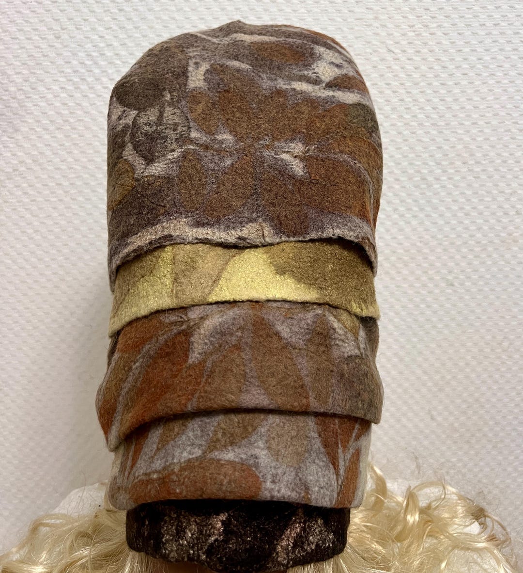 Felted Wool Hat With Natural Leaf Imprint - Artisan Design  display picture 2