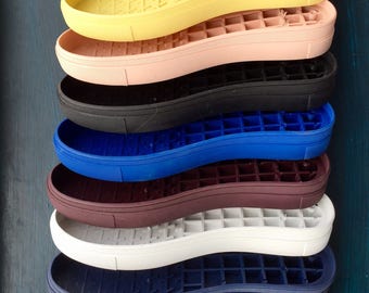 Shoe soles.Rubber TR flexible, shoes from skin, felt and knitted. Women's shoe sole.