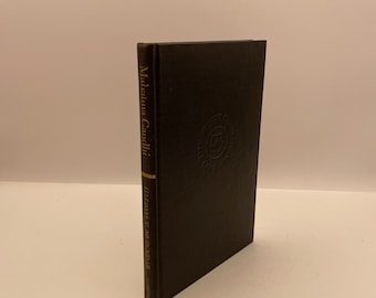 Mahatma Gandhi Peaceful Revolutionary by Haridas Muzumdar  1952 / Twentieth Century Library / Vintage Scribner's Sons