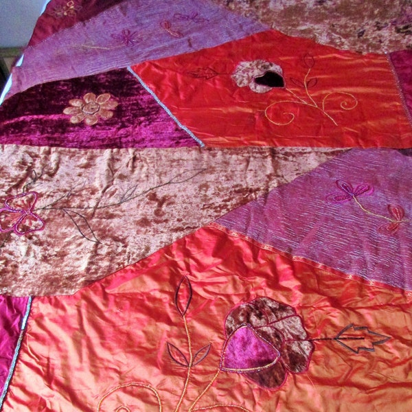 SHIPS FREE! 4x5' India Rajasthan DBL Bed Cover/Throw Hand-Beaded Embroidered Patchwork Tapestry Silk Velvet Cotton-Backing Fuchsia Mauve Red