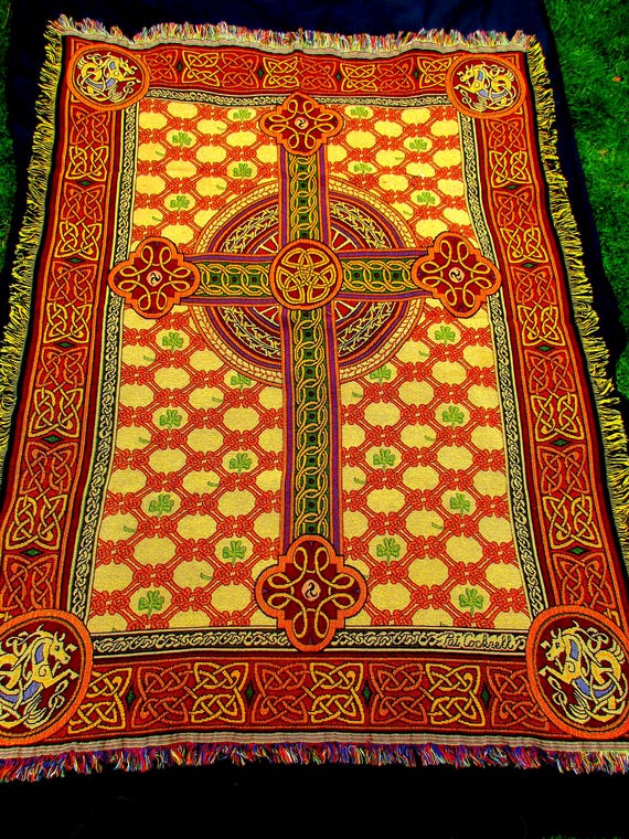 Ships FREE! Celtic Cross Blanket / Tapestry 4'x5.5' Woven Cotton Throw w Celtic Knots, Horses + Green Shamrocks, Vintage Irish / Gaelic MINT