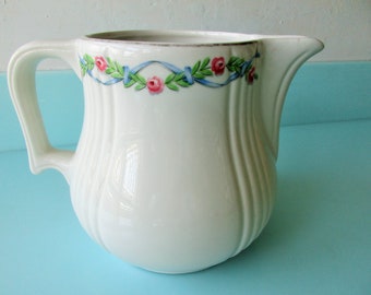 Golden Rabbit Enamelware - Solid White Pattern - 1qt Small Pitcher