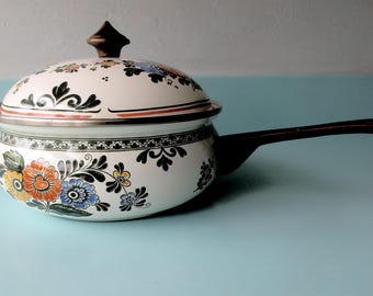 Ships FREE! 2qt Asta Floral Saucepan + Lid, 8cup Enameled Steel Pot w Colorful Flowers, Brass Handles  Vintage Lux Cookware Made in Germany