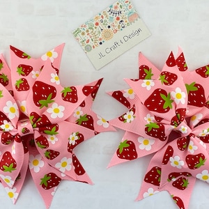 Large Strawberry Hair Bow, Strawberry Hair Clip, Strawberry Bow, Fruit Hair clip, Large Hair Bow, Strawberry Headband, Hair Tie, Pigtail Bow
