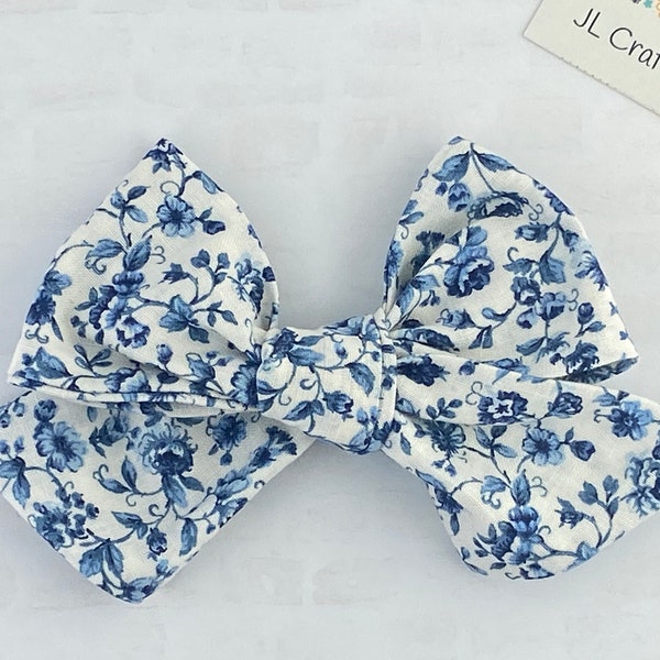 Blue White Floral Hair Bow, Blue Floral Hair Bow, Floral Bow, Girl Hair Bow, Toddler Hair Bow, Baby Hair Bow, Baby Bow Headband