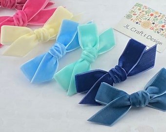 Hand tied Velvet bow for Baby, Velvet Hair Bow, Velvet Bow Headband, Girl Hair Bow, Basic Bows, Velvet Bow for Girls, Toddler Hair Bow