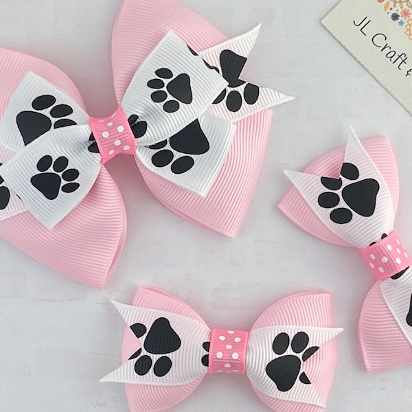 Pink Paw Print Hair Bow, Paw Print Girl Bow, Pink Hair Bow with Paw Print, Baby Hair bow, Girl Hair Bow, Toddler Hair Bow, Pink Pigtail Bow