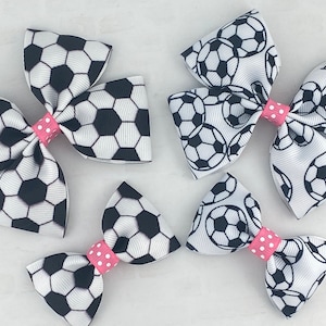 Soccer Hair Bow, Soccer Bow, Soccer Girl Bow, Girl hair bow, Toddler Hair Bow, Baby Hair Bow, Ponytail Soccer Bow, Ponytail Bow,