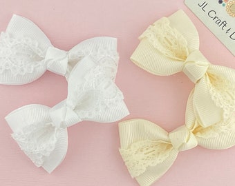Noeud pour cheveux en dentelle blanche, Noeud en dentelle ivoire, Noeud de queue de cochon en dentelle, Bandeau en dentelle, Noeud pour cheveux de fille, Noeud pour cheveux de tout-petit, Noeud pour cheveux de bébé, Elastique à cheveux, Noeud pour queue de cheval