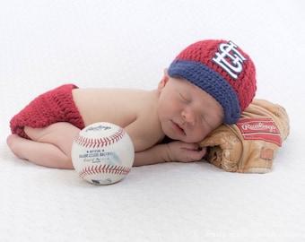 Cardinals Themed Baby Outfit | Newborn Cardinals Themed Outfit | Newborn Baby Photography Outfit