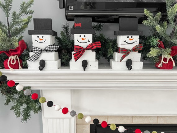 Snowman stocking holders deals