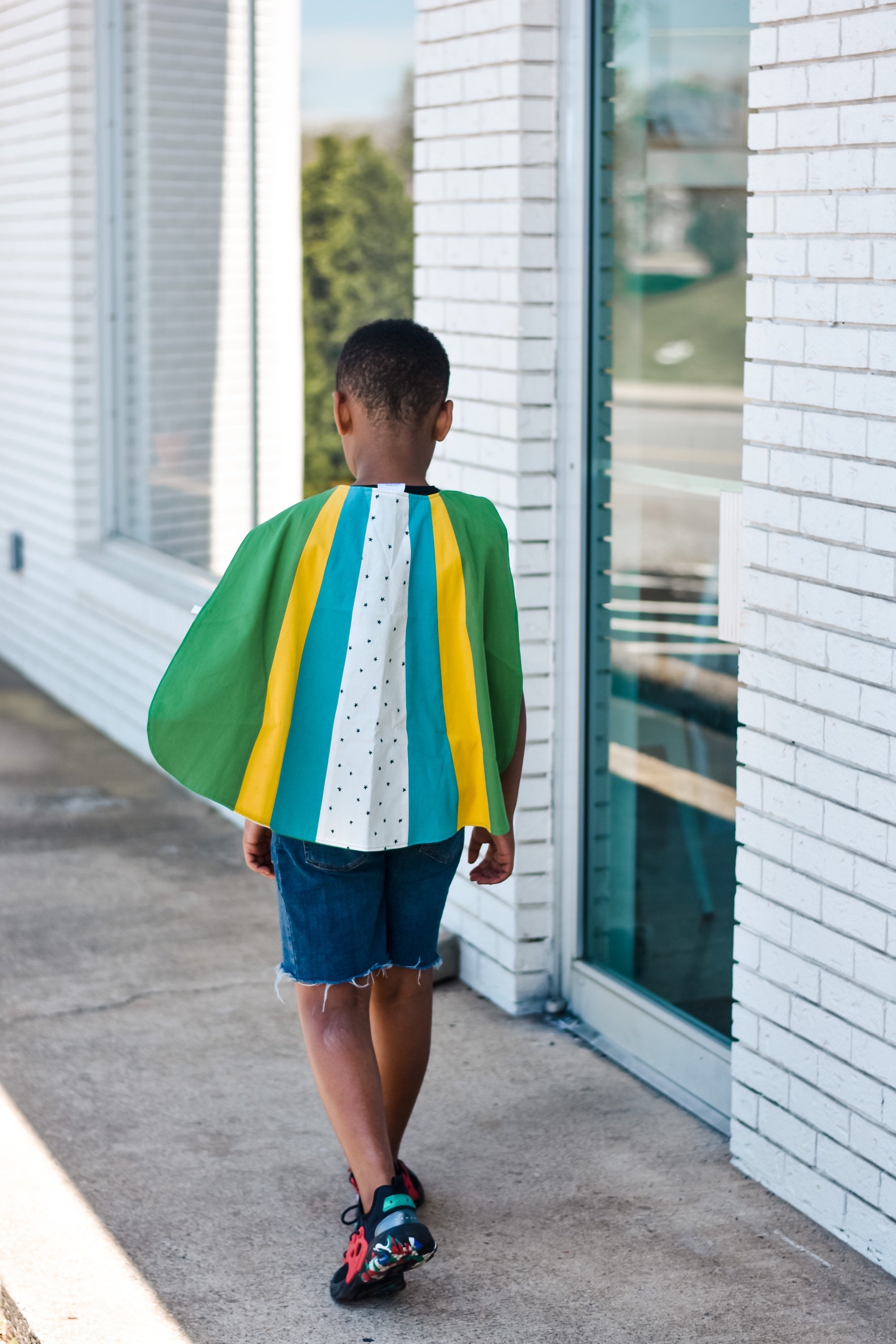 Personalized Organic Cotton Superhero Cape: Reversible Kids Costume