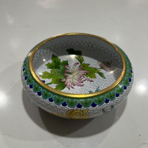 Vintage Chinese Gold Trim Cloisonne Flower Enamel Bowl