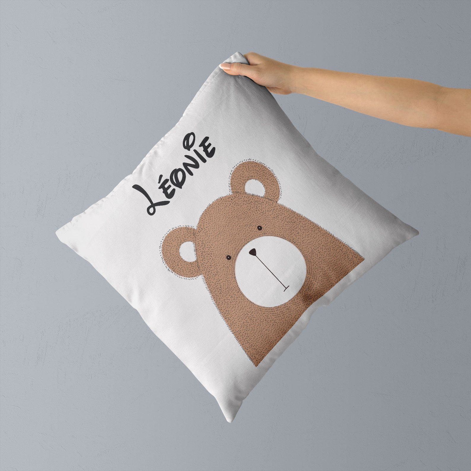 C32 Coussin Licorne Personnalisé Prénom – 40×40 Cm – Oreiller Sieste Maternelle, Décoration Enfant, Cadeau Naissance