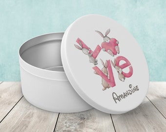 Gepersonaliseerde ronde metalen blikken doos met liefdeskonijntjes, aanpasbare koekjesblik, bewaardoos, gepersonaliseerde taartblik