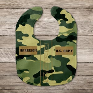 US Army Green Camo Baby Bib  |  Camouflage Army Brat | Military Mom Dad Family Gift | Personalized Name Baby Gift  | Be Like Daddy Or Mommy
