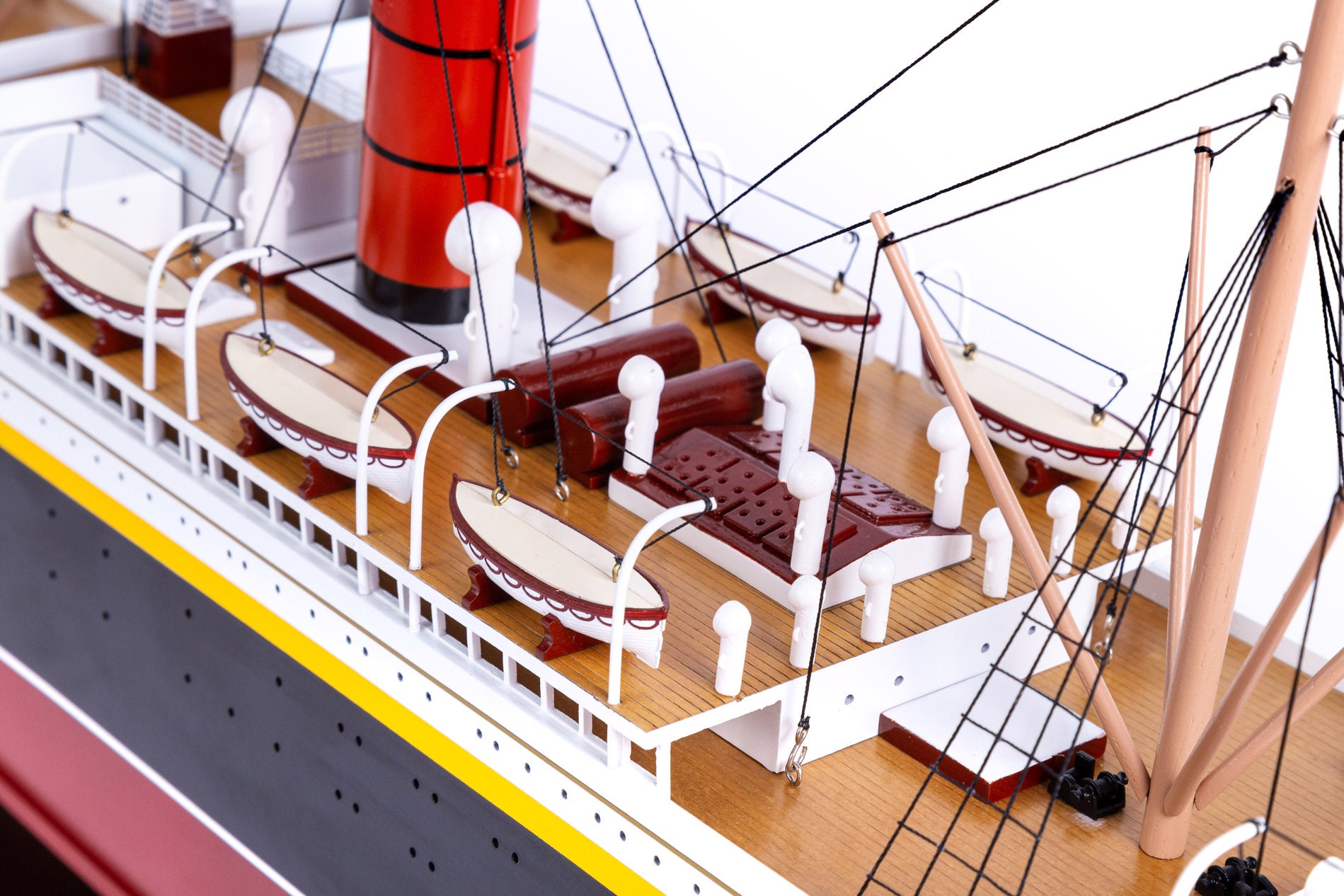 RMSカルパチア模型クルーズ船 LEDライト付き 100 cm (39.3インチ