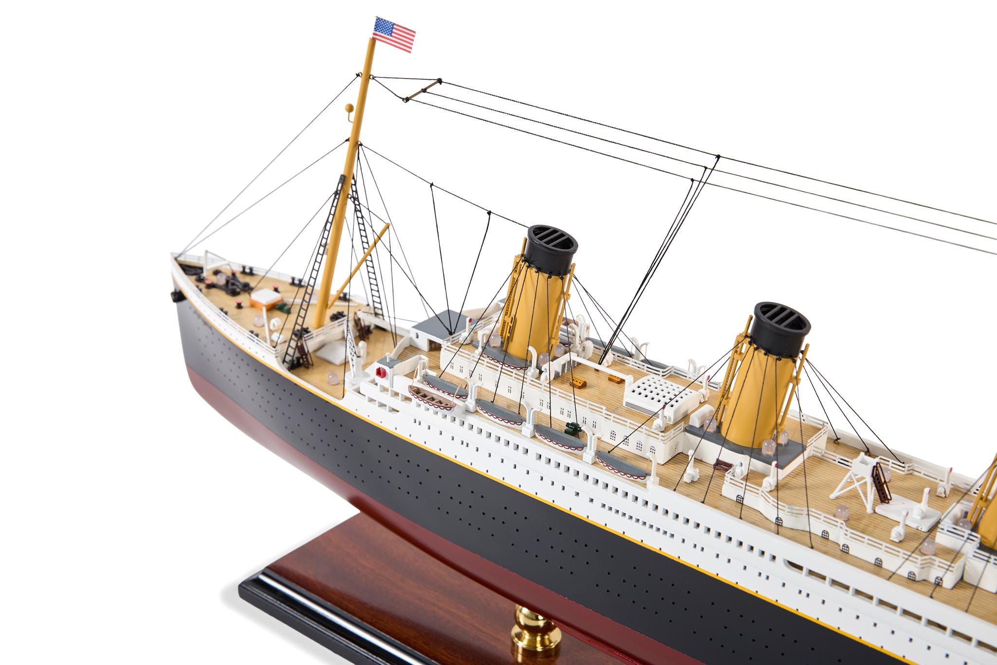 RMS タイタニック号 クルーズモデル 80 cm (31.5インチ) LEDライト付き