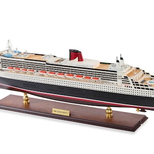 Queen Mary 2 Model Ship - Etsy