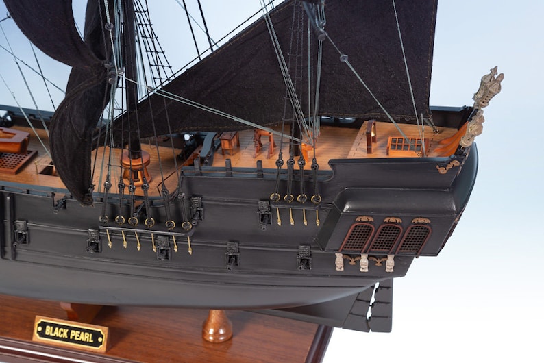 Black Pearl Caribbean Pirate 75cm Model Ship – Pirate Ship Model