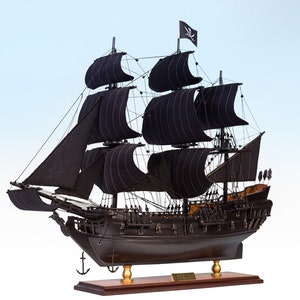 Black Pearl Caribbean Pirate Model Ship 50cm – Pirate Ship Model – Ship in Movies Wooden Ship Model