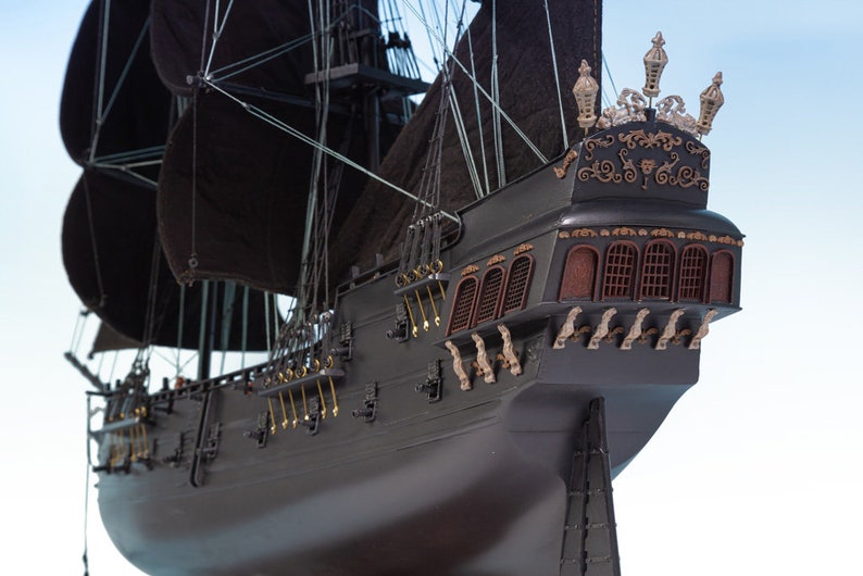 Black Pearl Caribbean Pirate 75cm Model Ship – Pirate Ship Model