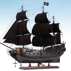 Black Pearl Caribbean Pirate 75cm Model Ship – Pirate Ship Model