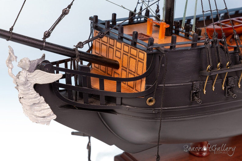 Black Pearl Caribbean Pirate 75cm Model Ship Pirate Ship Model Model Pirate Ships Ship in movies Wooden Ship Model image 4