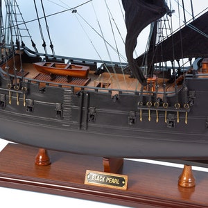Black Pearl Caribbean Pirate 75cm Model Ship – Pirate Ship Model