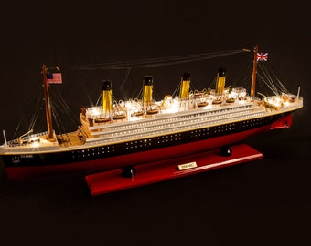RMS TITANIC Model- Titanic Model Cruise with LIGHTS 80cm (31.5")- Wooden Cruise Models, Wooden Ship Models, Models with Lights, Wooden Model