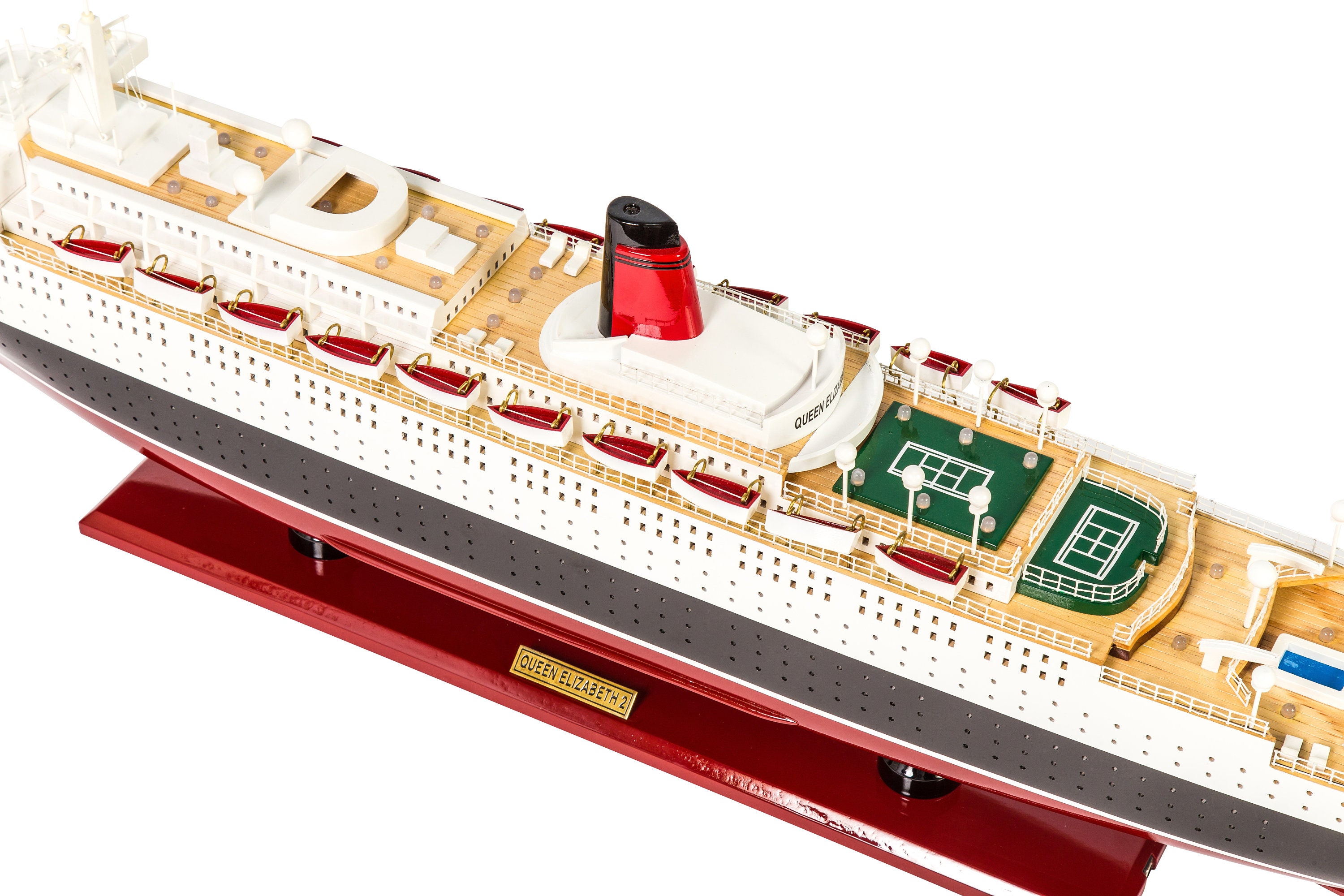 全長約80cm クイーンエリザベス2  船 模型？ 楽天市場】クイーンエリザベス2（完成品）全長100cm大型模型