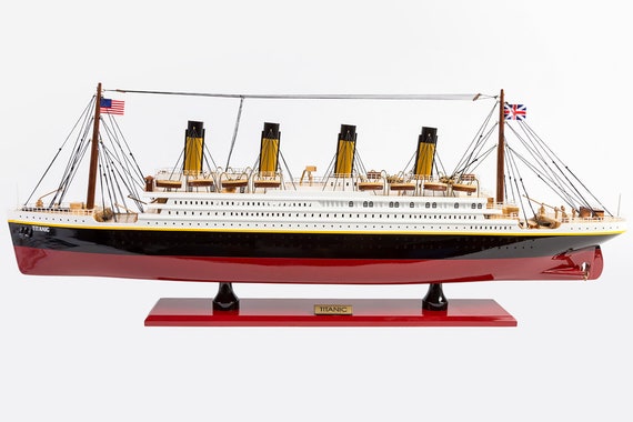 Maquette bateau en bois : RMS Titanic