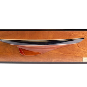 Endeavour half-hull model 90cm (35.4&quot;)- Wooden Model Sailing Yachts, Yacht Décor, Model Sailing Boats, Sailboat Model, Wooden Sailboat Model