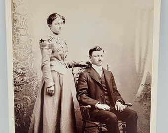 Cabinet Card Photo Young Couple~New Castle Indiana